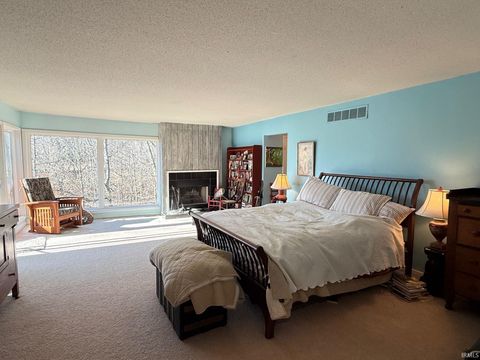 Tiny photo for 9425 S Pointe LaSalles Drive #50, Bloomington, IN 47401 (MLS # 202600171)