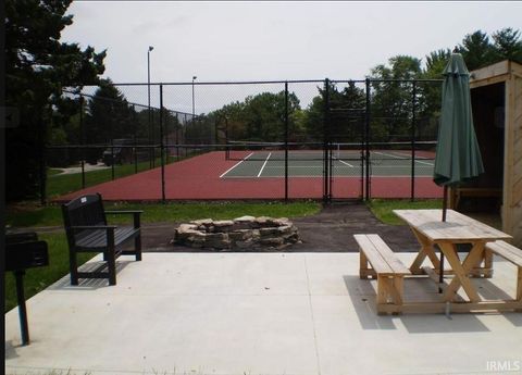 Tiny photo for 9425 S Pointe LaSalles Drive #50, Bloomington, IN 47401 (MLS # 202600171)