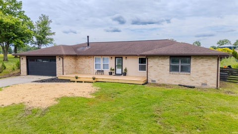Photo of 656 S Main Street, Upland, IN 46989 (MLS # 202625264)