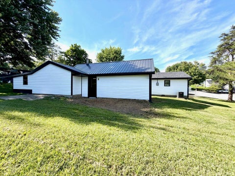 Tiny photo for 1802 27th Street, Bedford, IN 47421 (MLS # 202621448)
