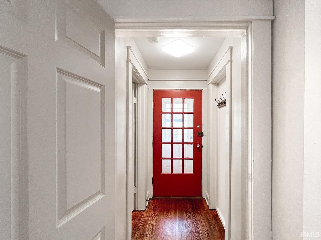 Photo of 717 E Hunter Avenue, Bloomington, IN 47401 (MLS # 202638283)