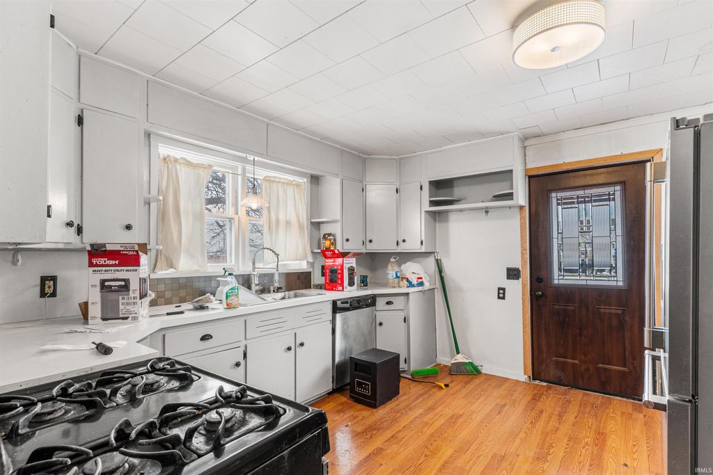 Photo of 125 E Johnson Street, Wolcott, IN 47995 (MLS # 202604112)