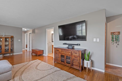 Tiny photo for 2245 E State Road 114-92 St, Huntington, IN 46750 (MLS # 202638655)