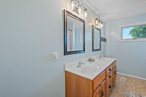 Tiny photo for 2245 E State Road 114-92 St, Huntington, IN 46750 (MLS # 202638655)