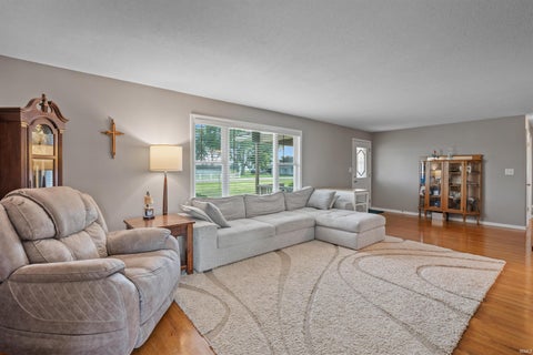 Tiny photo for 2245 E State Road 114-92 St, Huntington, IN 46750 (MLS # 202638655)