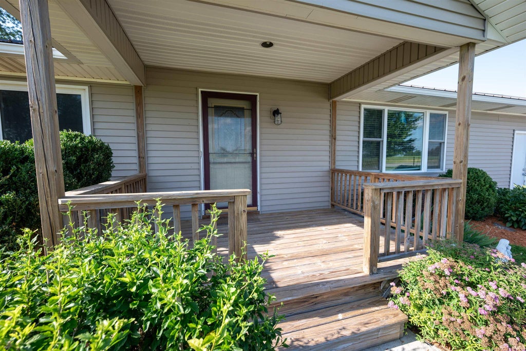Photo of 2245 E State Road 114-92 St, Huntington, IN 46750 (MLS # 202638655)