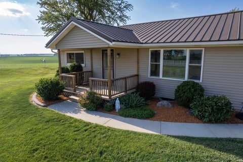 Tiny photo for 2245 E State Road 114-92 St, Huntington, IN 46750 (MLS # 202638655)