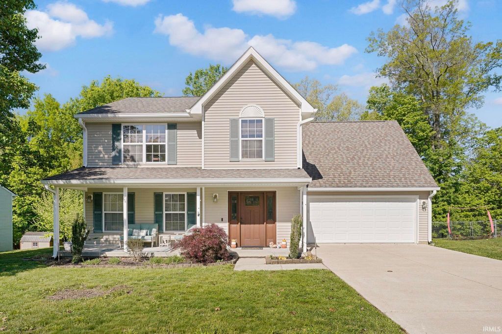 Photo of 864 S Deer Run, Ellettsville, IN 47429 (MLS # 202616842)