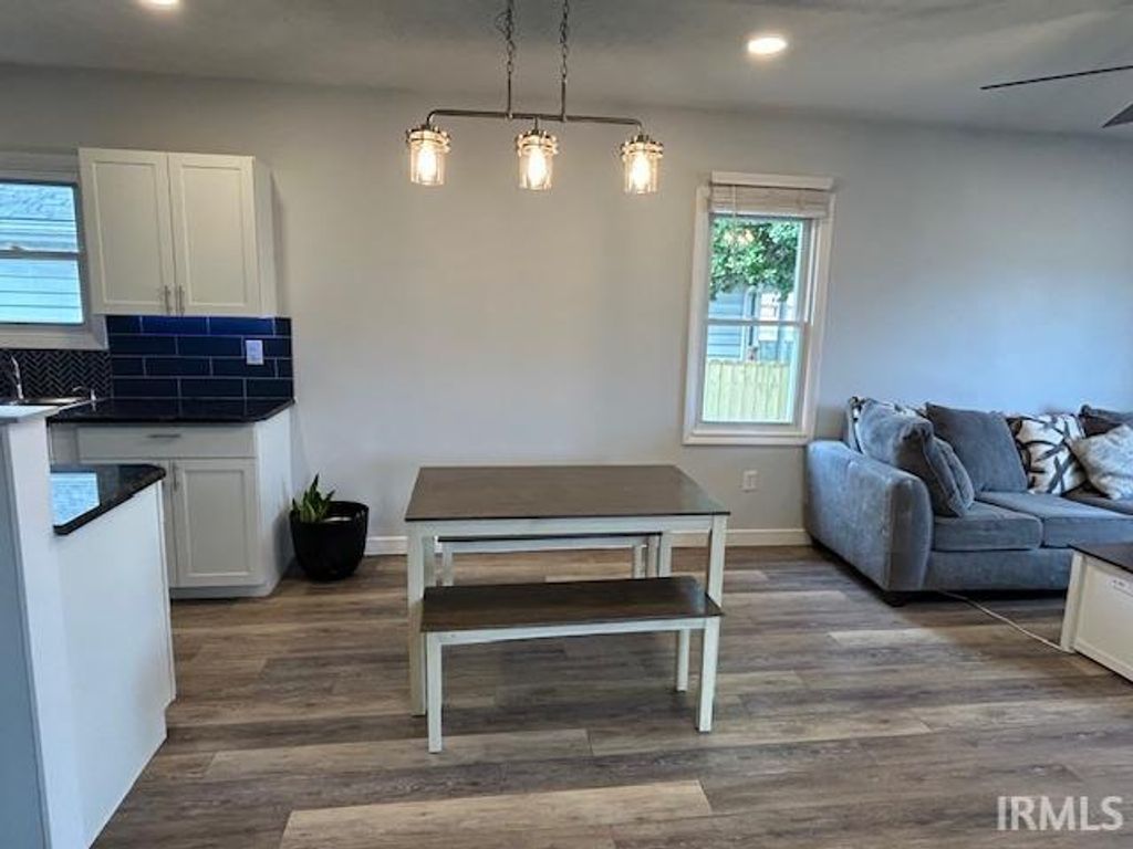 Photo of 1311 E Missouri Street, Evansville, IN 47711 (MLS # 202605122)