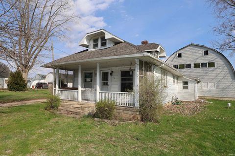 Photo of 226 W 1st Road, La Paz, IN 46537 (MLS # 202612275)