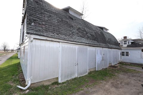 Tiny photo for 226 W 1st Road, La Paz, IN 46537 (MLS # 202612275)