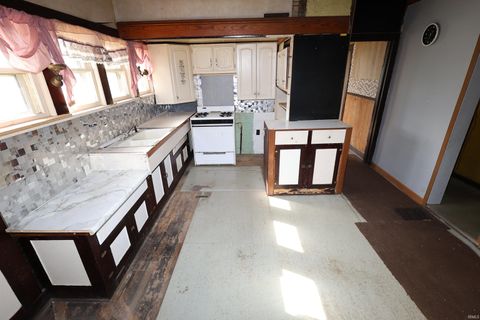 Tiny photo for 226 W 1st Road, La Paz, IN 46537 (MLS # 202612275)