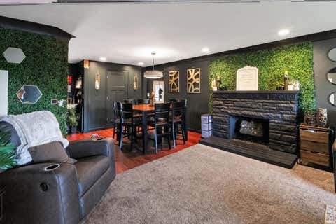 Tiny photo for 615 E Alto Road, Kokomo, IN 46902 (MLS # 202634582)