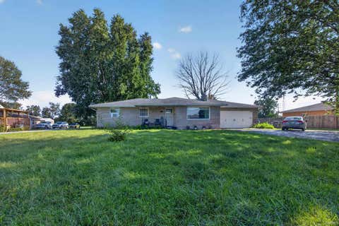 Photo of 615 E Alto Road, Kokomo, IN 46902 (MLS # 202634582)