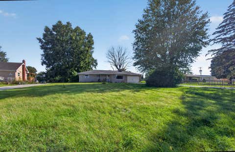 Tiny photo for 615 E Alto Road, Kokomo, IN 46902 (MLS # 202634582)