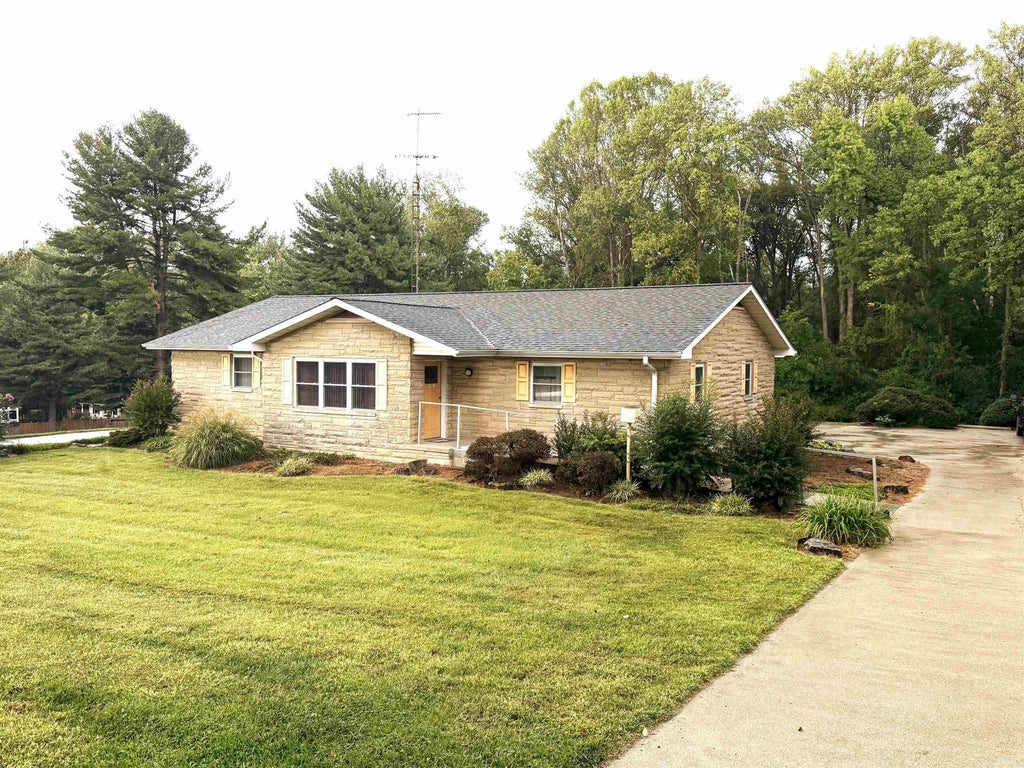 Photo of 2406 Glennwood Drive, Washington, IN 47501 (MLS # 202638944)
