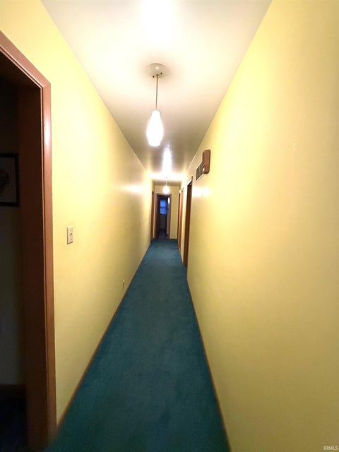 Tiny photo for 2406 Glennwood Drive, Washington, IN 47501 (MLS # 202638944)