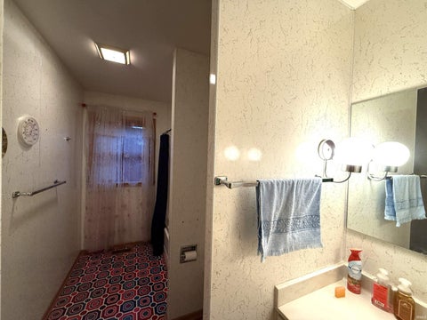 Tiny photo for 2406 Glennwood Drive, Washington, IN 47501 (MLS # 202638944)