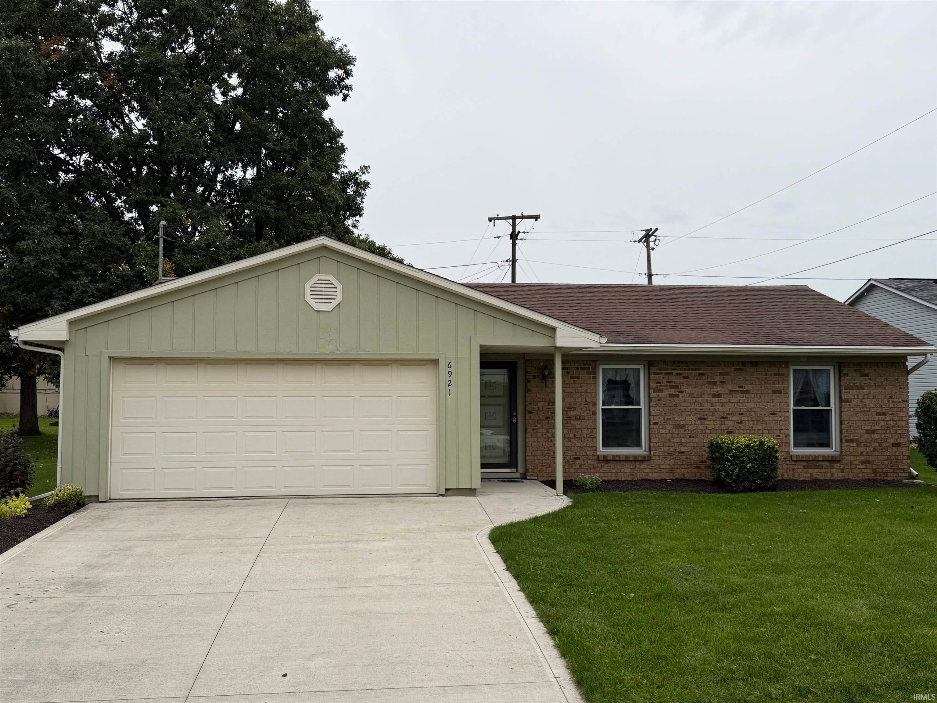 6921 Peartree Lane
