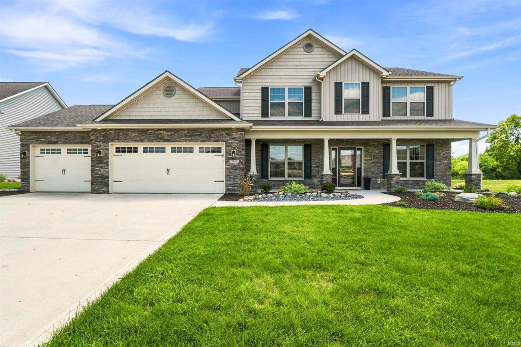 Photo of 2468 Milagro Boulevard, Fort Wayne, IN 46845 (MLS # 202631821)