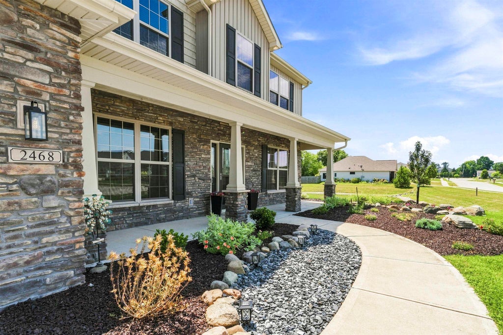 Photo of 2468 Milagro Boulevard, Fort Wayne, IN 46845 (MLS # 202631821)