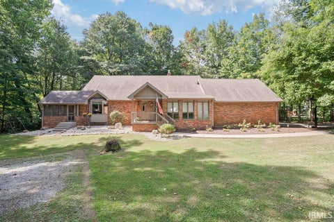 Photo of 623 LAKEWOOD Place, Greentown, IN 46936 (MLS # 202638300)