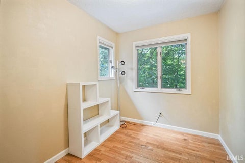 Tiny photo for 623 LAKEWOOD Place, Greentown, IN 46936 (MLS # 202638300)