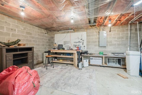 Tiny photo for 623 LAKEWOOD Place, Greentown, IN 46936 (MLS # 202638300)