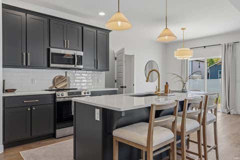 Tiny photo for 13963 Escondida Cove, Fort Wayne, IN 46845 (MLS # 202619910)