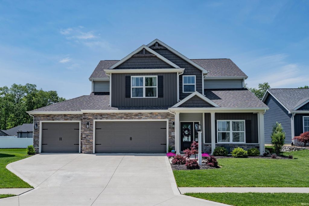 Photo of 13963 Escondida Cove, Fort Wayne, IN 46845 (MLS # 202619910)
