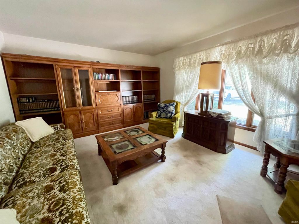 Photo of 1108 BIRCHWOOD Drive, Kokomo, IN 46901 (MLS # 202538861)