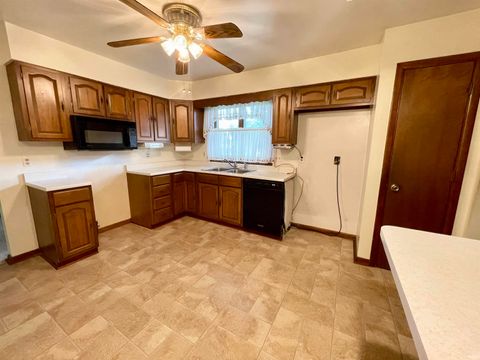 Tiny photo for 1108 BIRCHWOOD Drive, Kokomo, IN 46901 (MLS # 202538861)