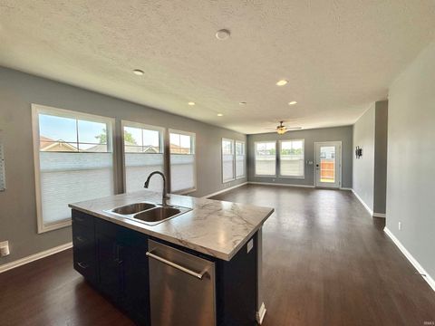 Tiny photo for 4633 Chelsmford Drive, Newburgh, IN 47630 (MLS # 202618738)