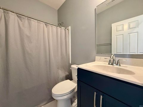 Tiny photo for 4633 Chelsmford Drive, Newburgh, IN 47630 (MLS # 202618738)