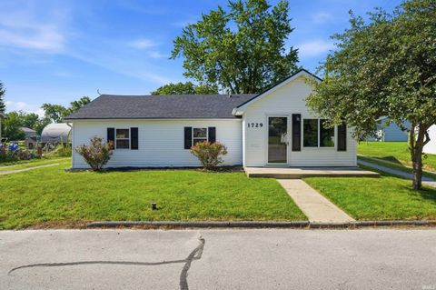 Tiny photo for 1729 Madison Street, Decatur, IN 46733 (MLS # 202627209)