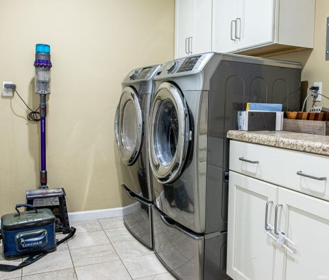 Tiny photo for 905 N Pheasant Court, Vincennes, IN 47591 (MLS # 202545500)