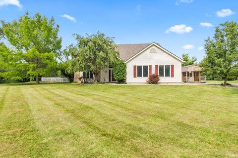 Tiny photo for 1331 N Finlandia Way WAY, Albion, IN 46701 (MLS # 202629133)