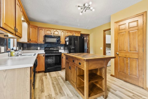 Tiny photo for 1331 N Finlandia Way WAY, Albion, IN 46701 (MLS # 202629133)