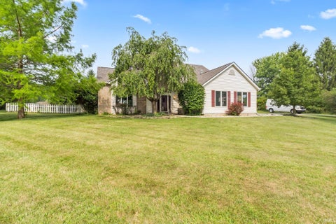 Tiny photo for 1331 N Finlandia Way WAY, Albion, IN 46701 (MLS # 202629133)