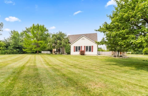 Tiny photo for 1331 N Finlandia Way WAY, Albion, IN 46701 (MLS # 202629133)