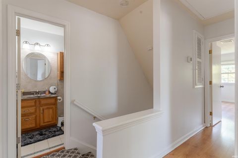 Tiny photo for 208 Camden Court, Evansville, IN 47715 (MLS # 202620051)