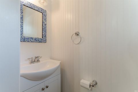 Tiny photo for 208 Camden Court, Evansville, IN 47715 (MLS # 202620051)