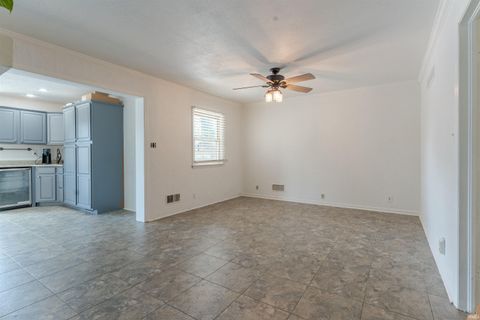 Tiny photo for 208 Camden Court, Evansville, IN 47715 (MLS # 202620051)