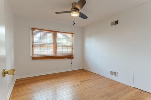 Tiny photo for 208 Camden Court, Evansville, IN 47715 (MLS # 202620051)