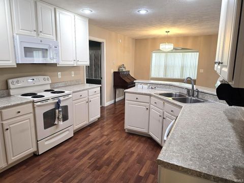 Tiny photo for 2902 Bridgestone Circle, Kokomo, IN 46902 (MLS # 202536443)