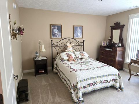 Tiny photo for 2902 Bridgestone Circle, Kokomo, IN 46902 (MLS # 202536443)