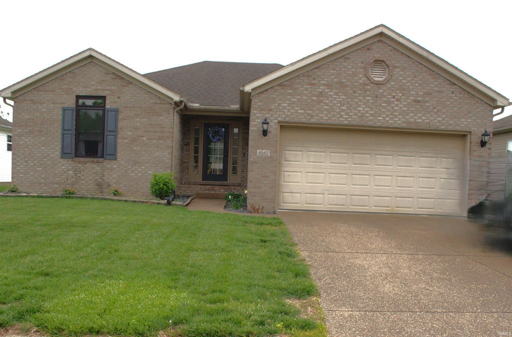 Photo of 4645 Rathbone Drive, Evansville, IN 47725 (MLS # 202617273)