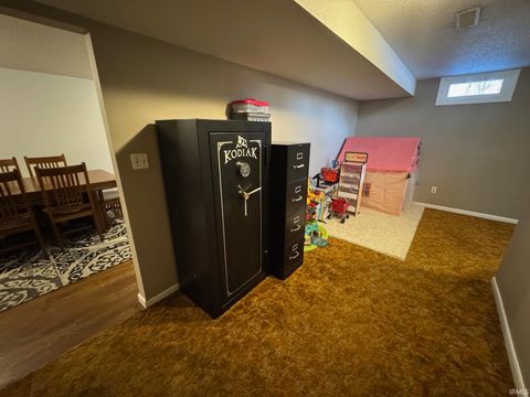 Tiny photo for 623 W 6th Street, Rochester, IN 46975 (MLS # 202549081)