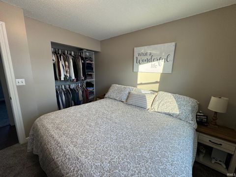 Tiny photo for 623 W 6th Street, Rochester, IN 46975 (MLS # 202549081)