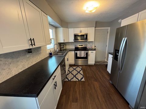 Tiny photo for 623 W 6th Street, Rochester, IN 46975 (MLS # 202549081)